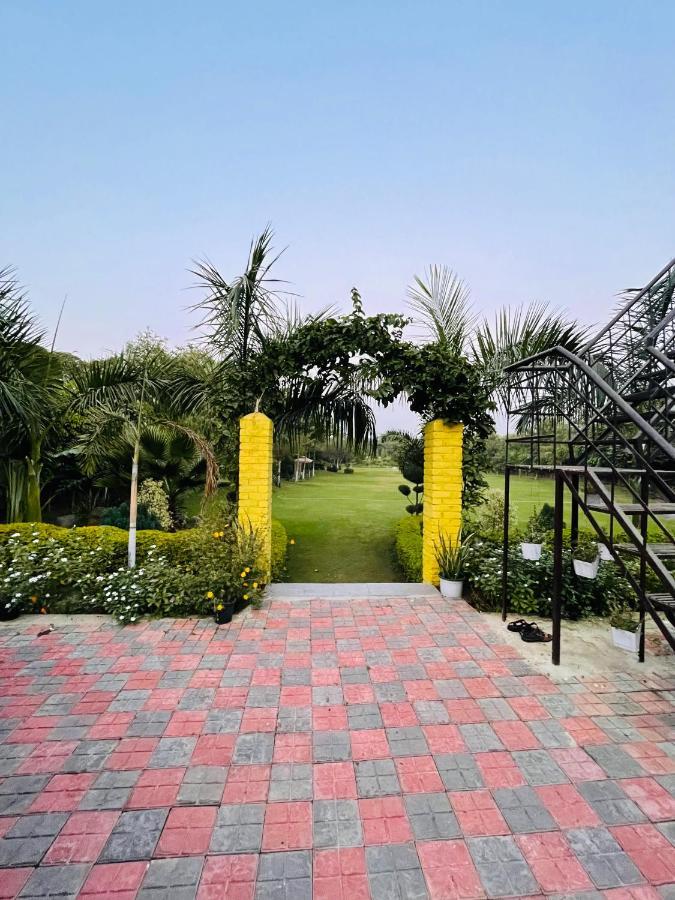 Villa Anantam Aravali à Gurgaon Extérieur photo