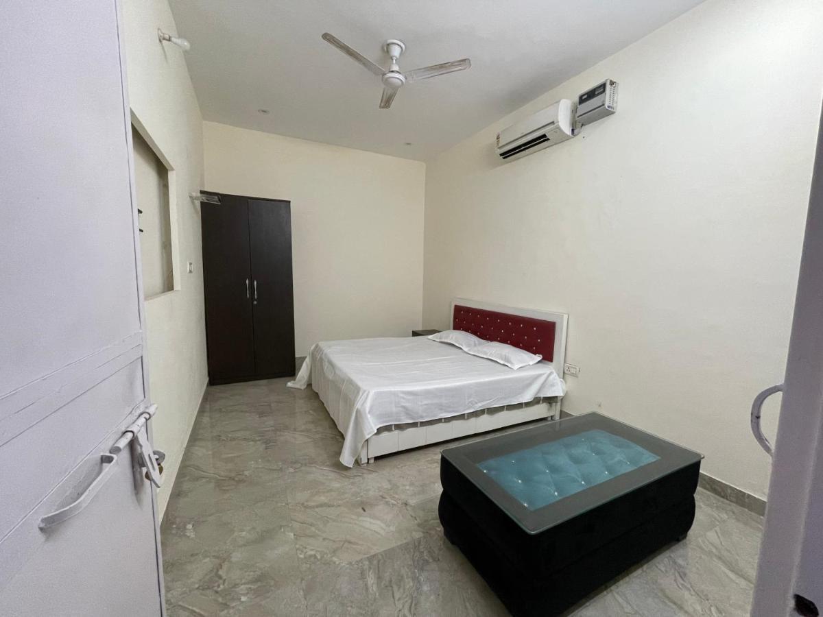 Villa Anantam Aravali à Gurgaon Extérieur photo